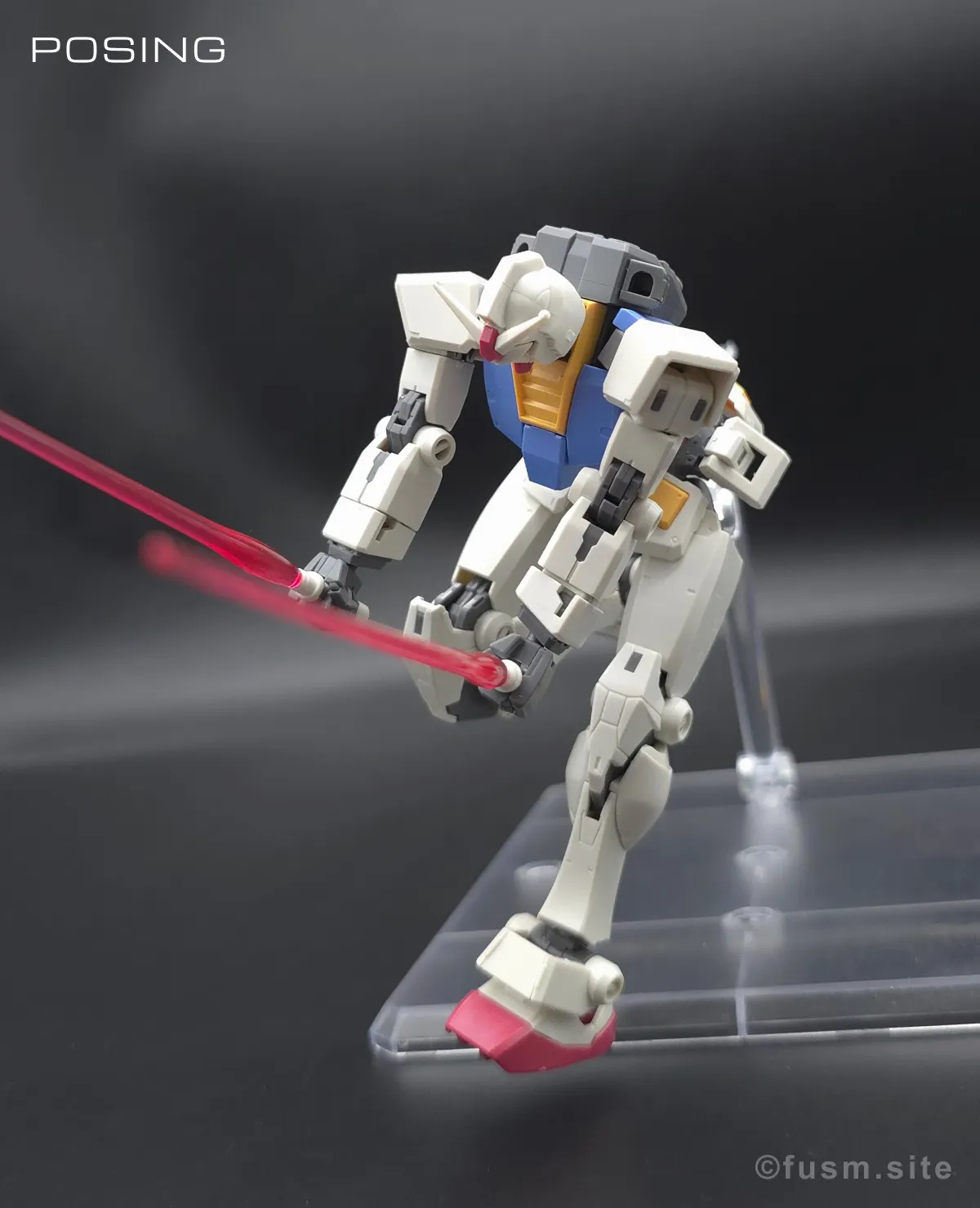 HG RX-78-2 ガンダム [BEYOND GLOBAL] レビュー ポージング 22