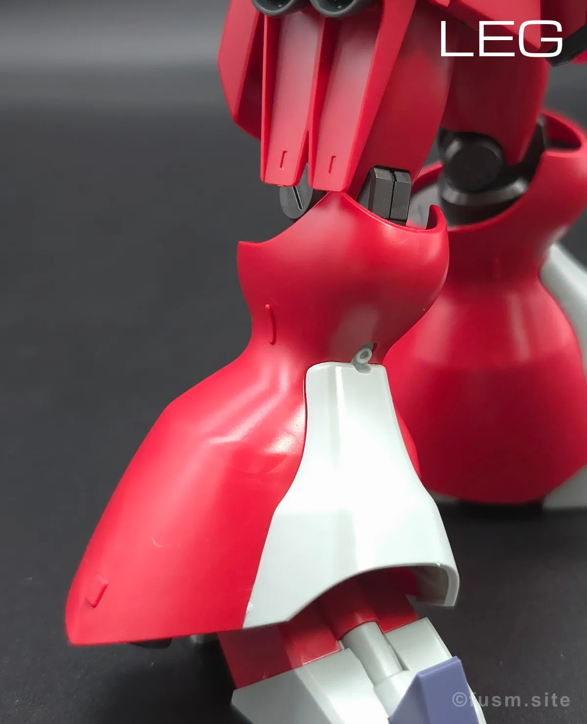 HGUC ヤクト・ドーガ(クェス・エア専用機) レビュー 脚部ディテール 01