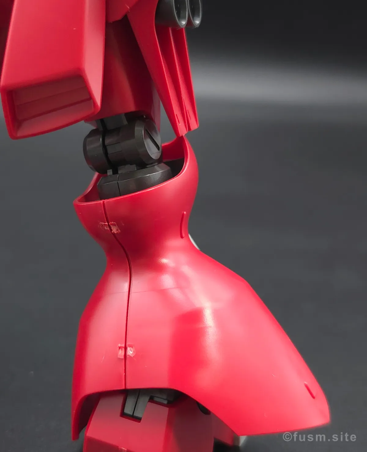 HGUC ヤクト・ドーガ(クェス・エア専用機) レビュー 脚部ディテール 02