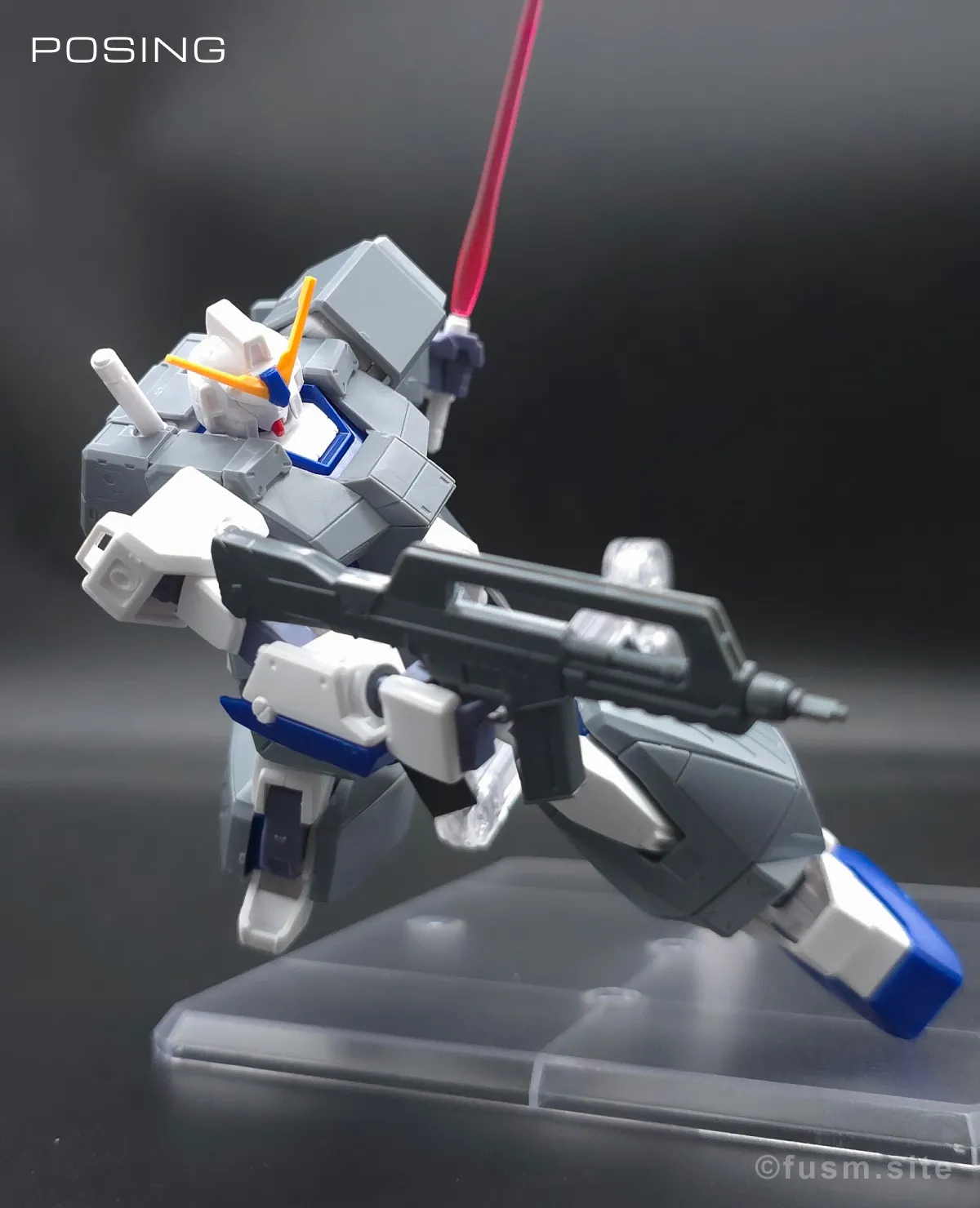 HGUC ガンダム NT-1[アレックス] レビュー ポージング 09