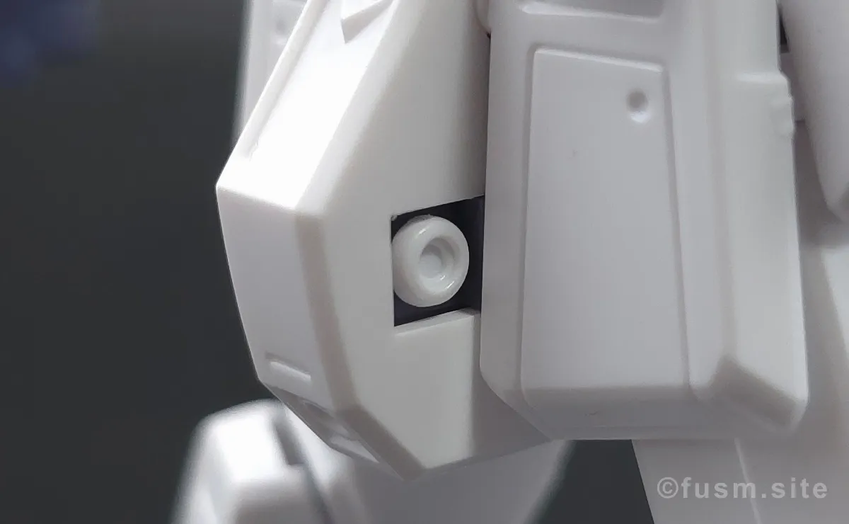 HGUC ガンダム NT-1[アレックス] レビュー 胴体ディテール 03