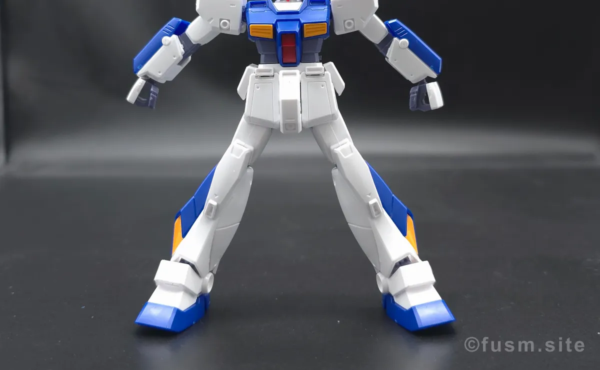 HGUC ガンダム NT-1[アレックス] レビュー 胴体ディテール 可動域 04