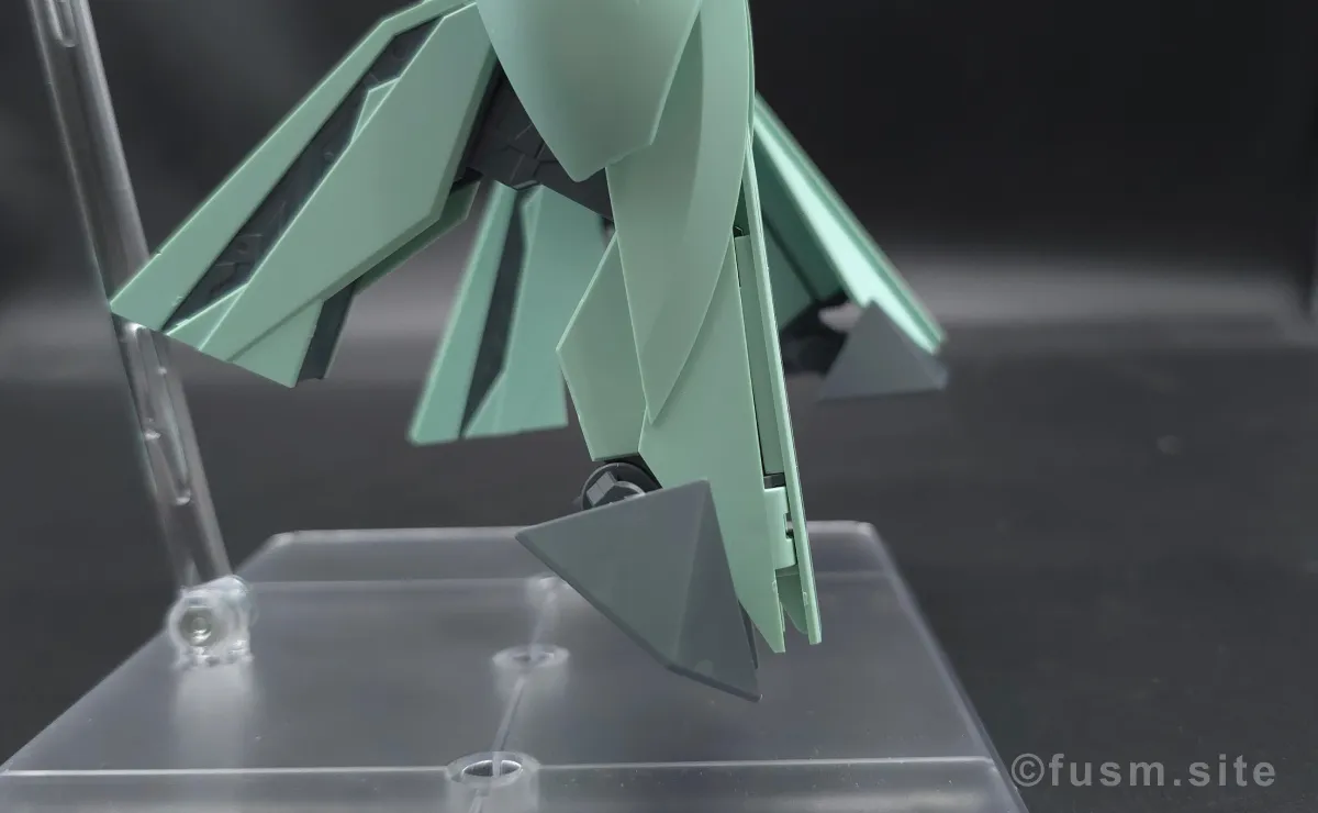 MG Concept-X 6-1-2 ターンX レビュー 脚部ディテール 可動域 05