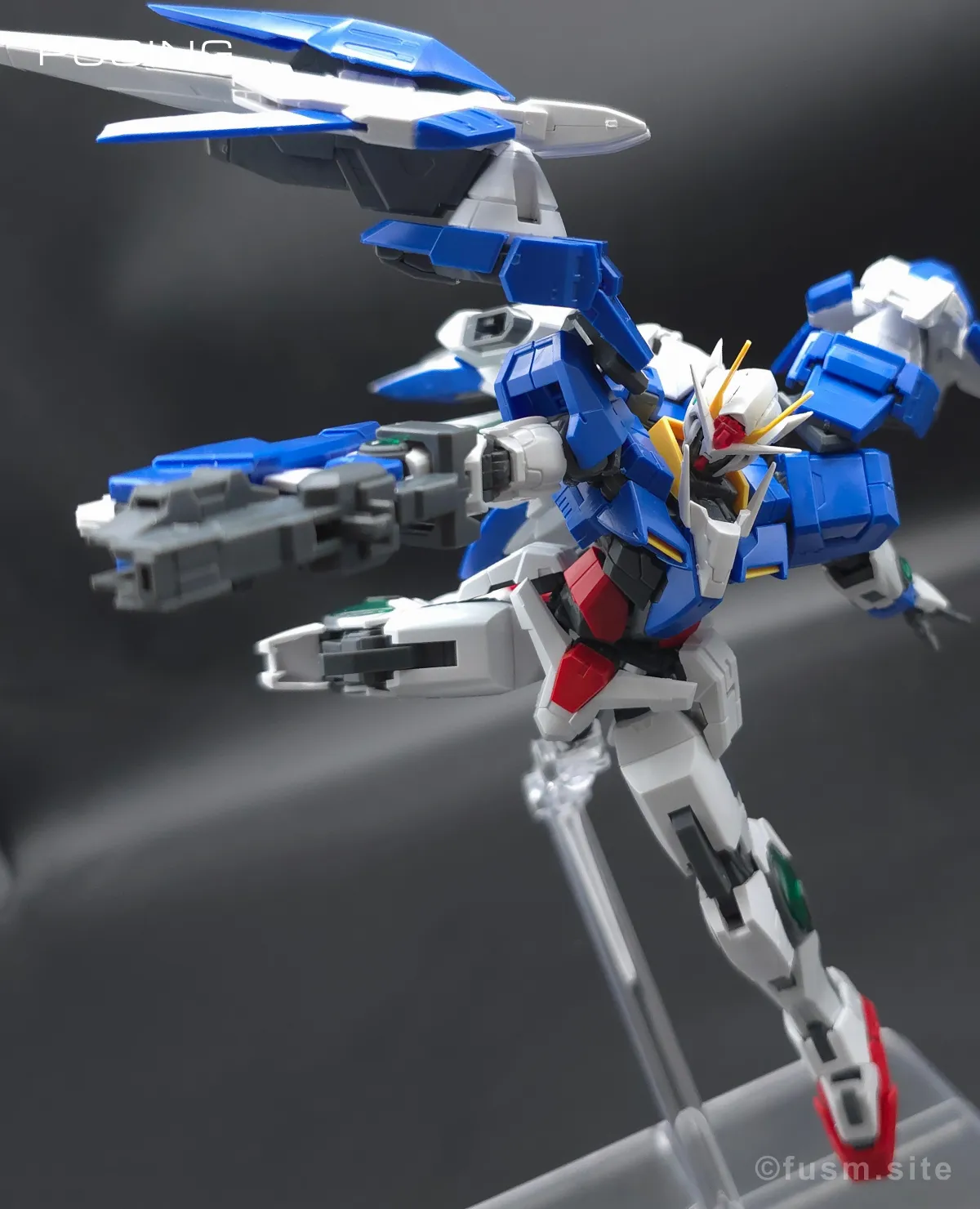 RG GN-0000+GNR-010 ダブルオーライザー レビュー ポージング 18