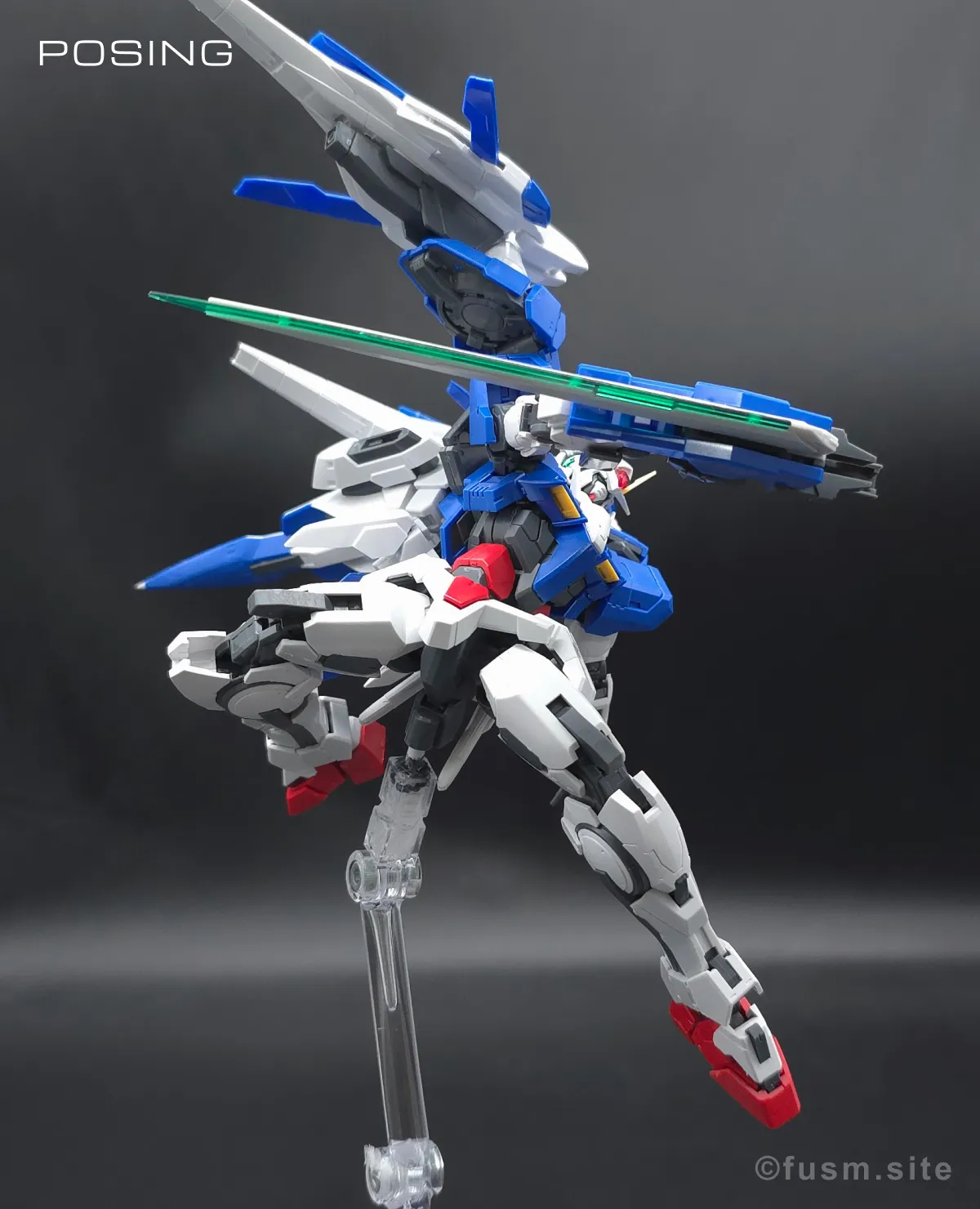 RG GN-0000+GNR-010 ダブルオーライザー レビュー ポージング 19