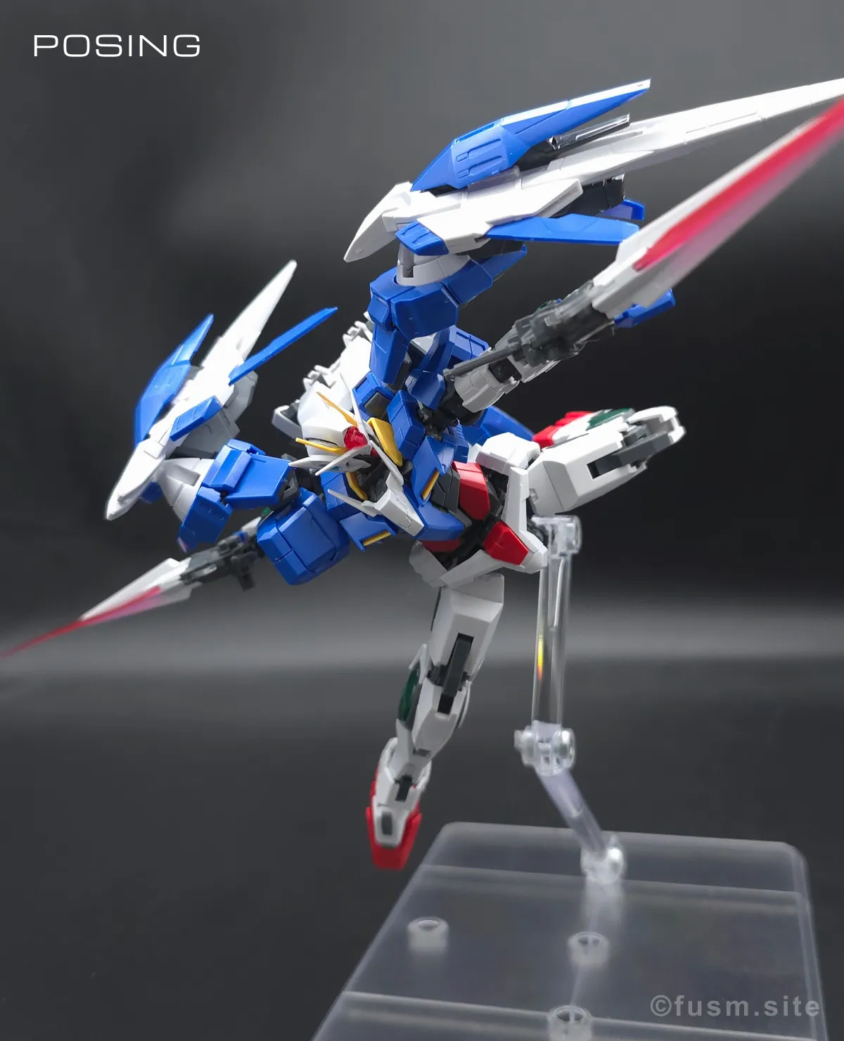 RG GN-0000+GNR-010 ダブルオーライザー レビュー ポージング 24