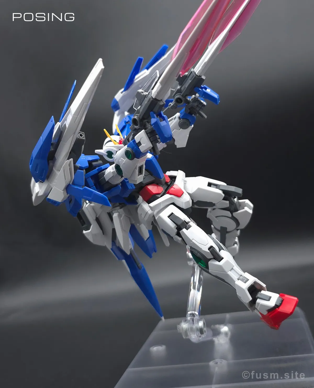 RG GN-0000+GNR-010 ダブルオーライザー レビュー ポージング 25