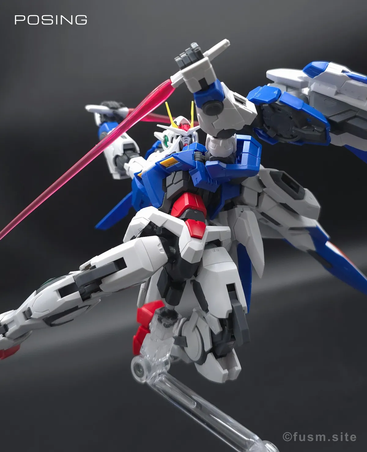 RG GN-0000+GNR-010 ダブルオーライザー レビュー ポージング 30