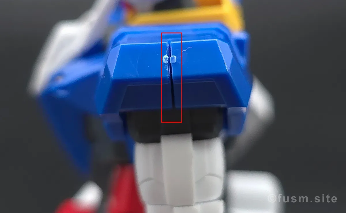 RG GN-0000+GNR-010 ダブルオーライザー レビュー 肩ディテール 合わせ目 01