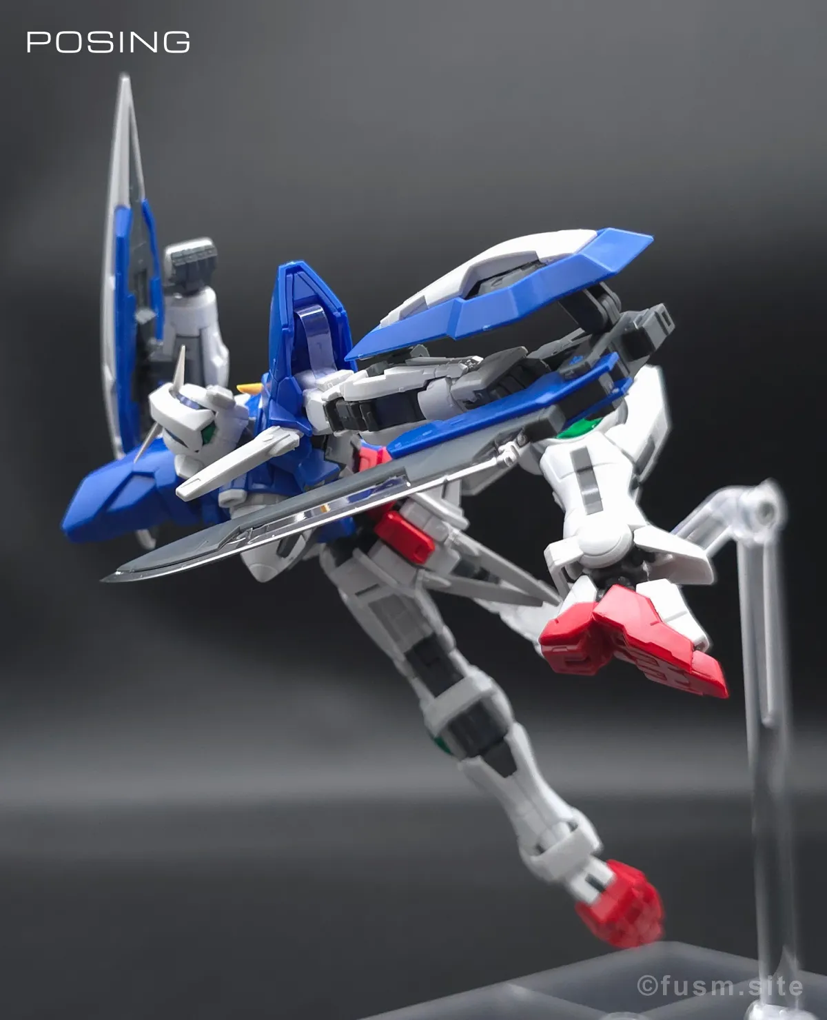 RG GN-001 ガンダムエクシア レビュー ポージング 04