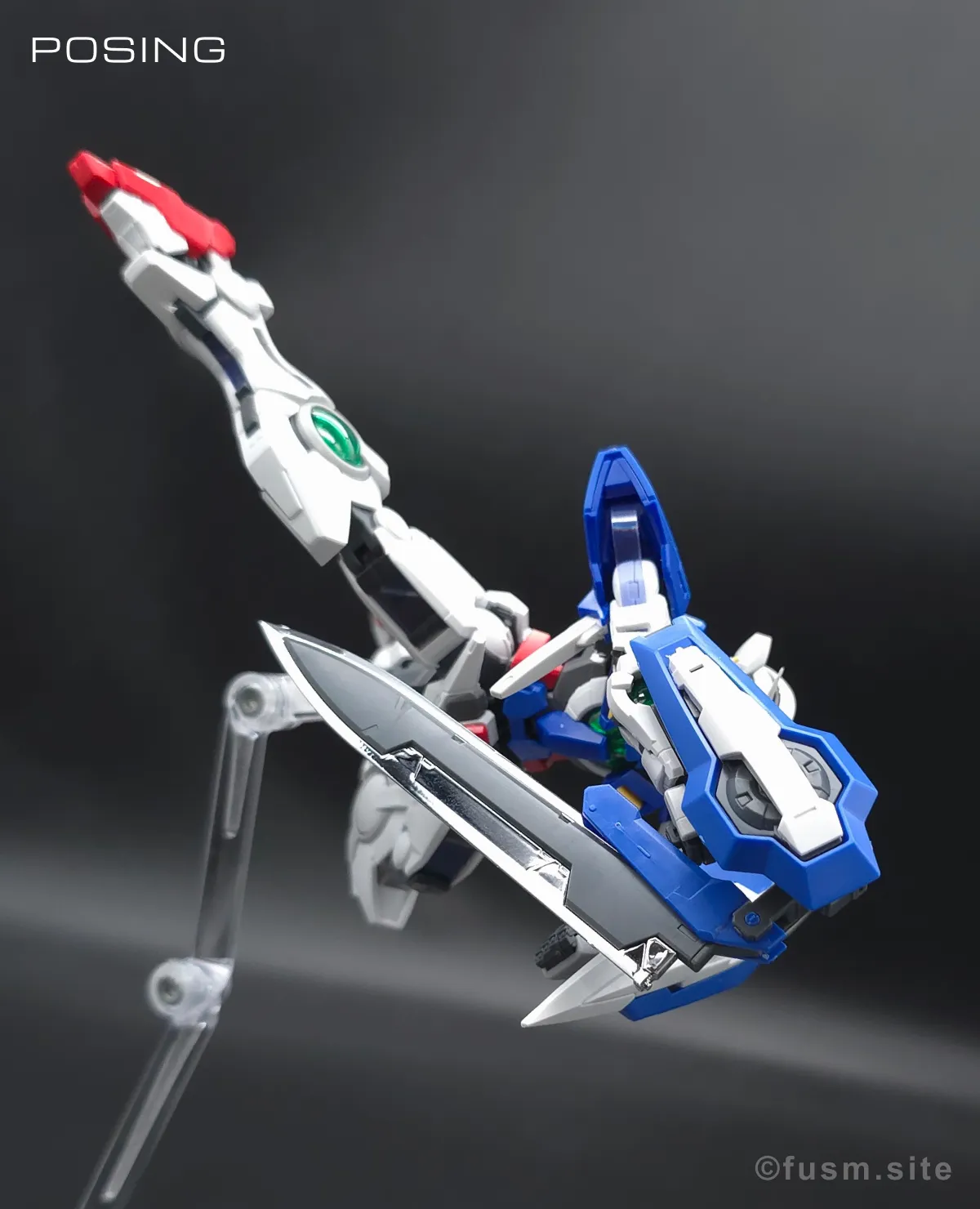 RG GN-001 ガンダムエクシア レビュー ポージング 06