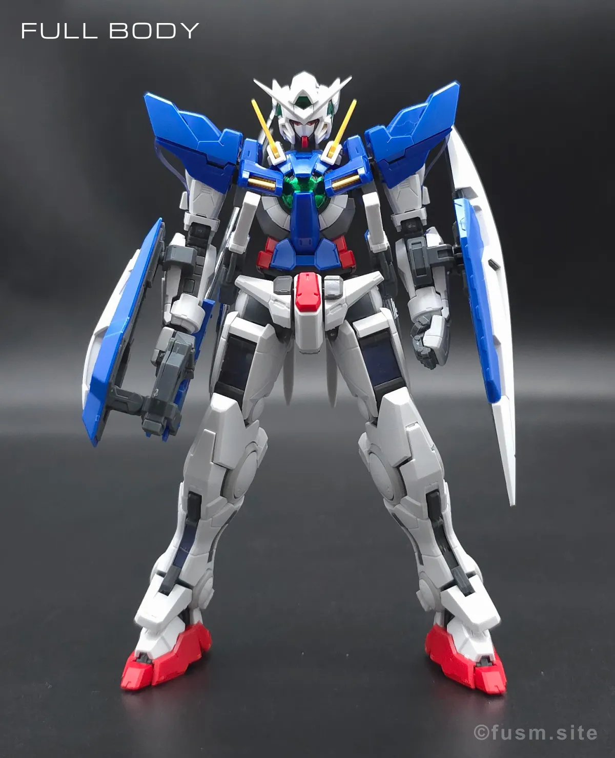 RG GN-001 ガンダムエクシア レビュー 多角的に見た全体の外観・素組み 01