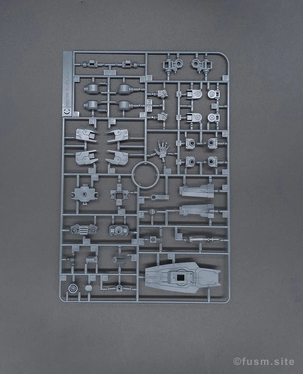 HG ガンダムAGE-1 ノーマル レビュー ランナー 03