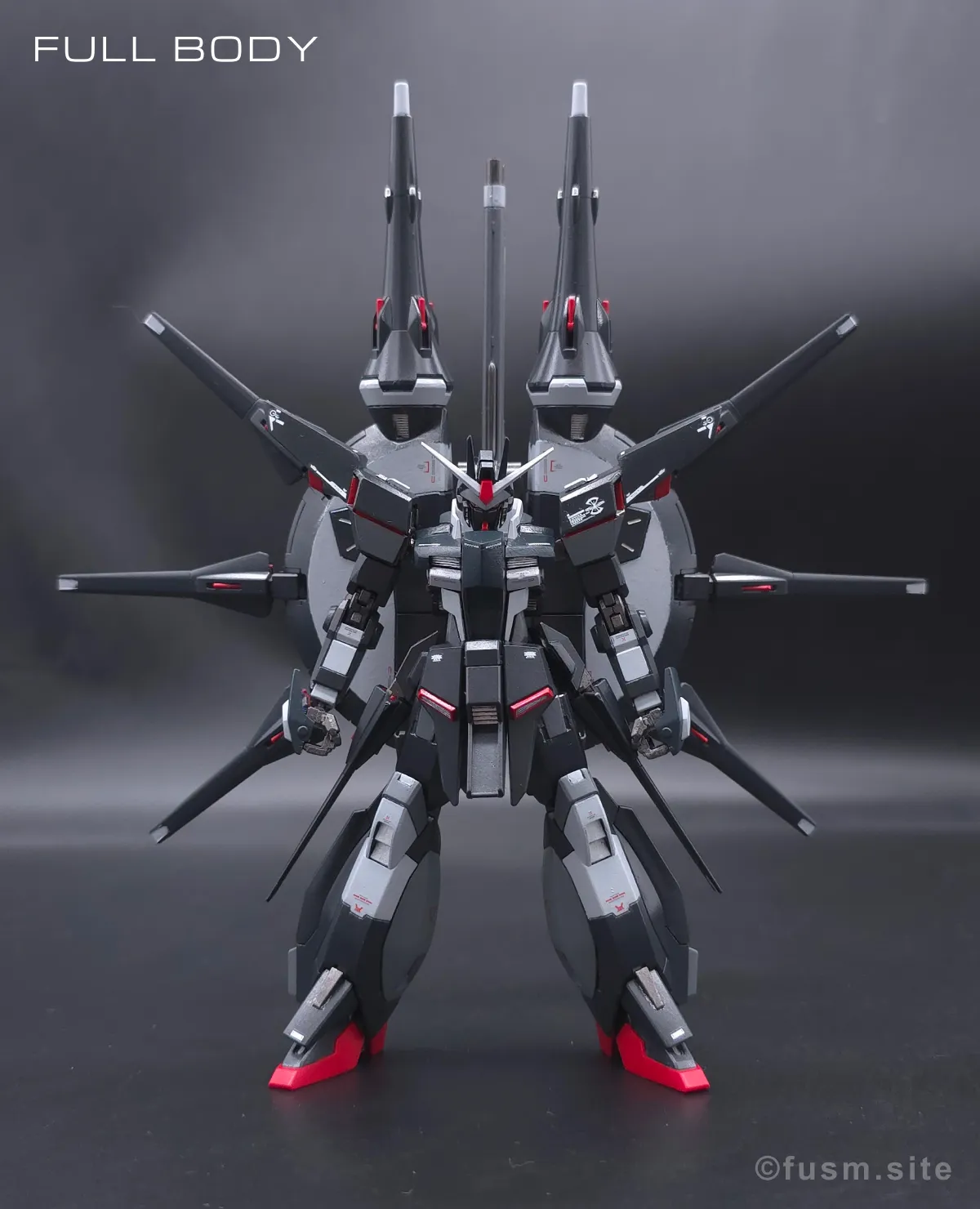 『HGCE レジェンドガンダム』をプチ改造と筆塗り全塗装！ 多角的に見た全体の外観・素組み 01