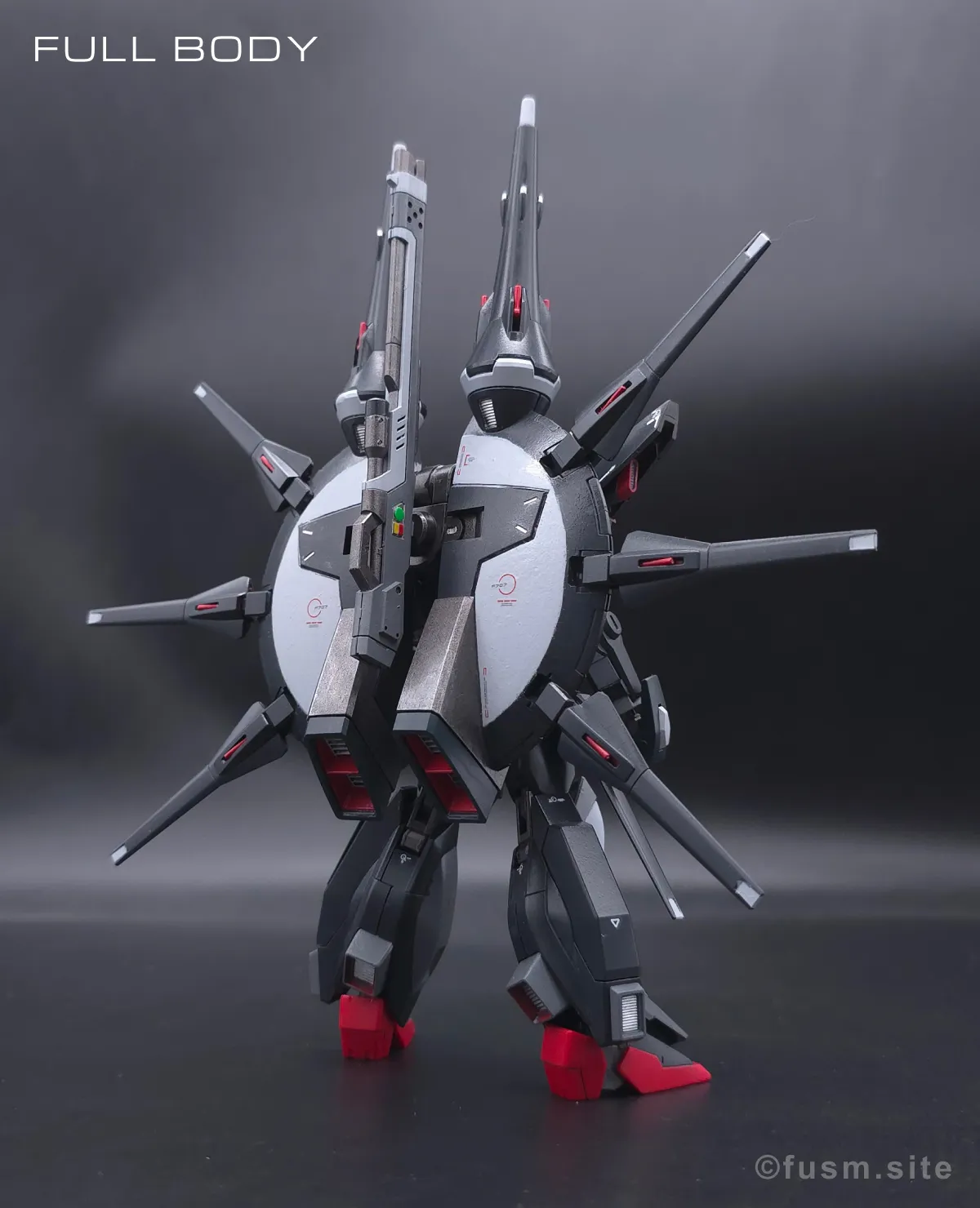 『HGCE レジェンドガンダム』をプチ改造と筆塗り全塗装！ 多角的に見た全体の外観・素組み 05