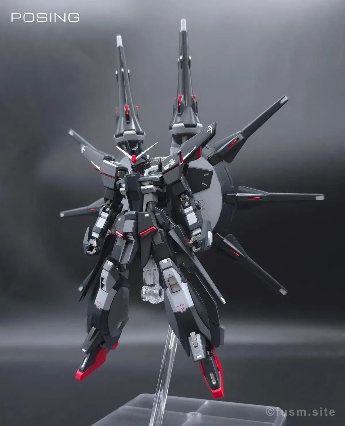 『HGCE レジェンドガンダム』をプチ改造と筆塗り全塗装！ ポージング 01