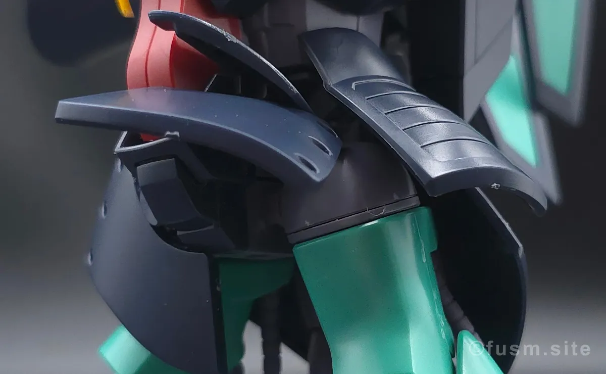 HGUC ディジェ レビュー 胴体ディテール 可動域 02