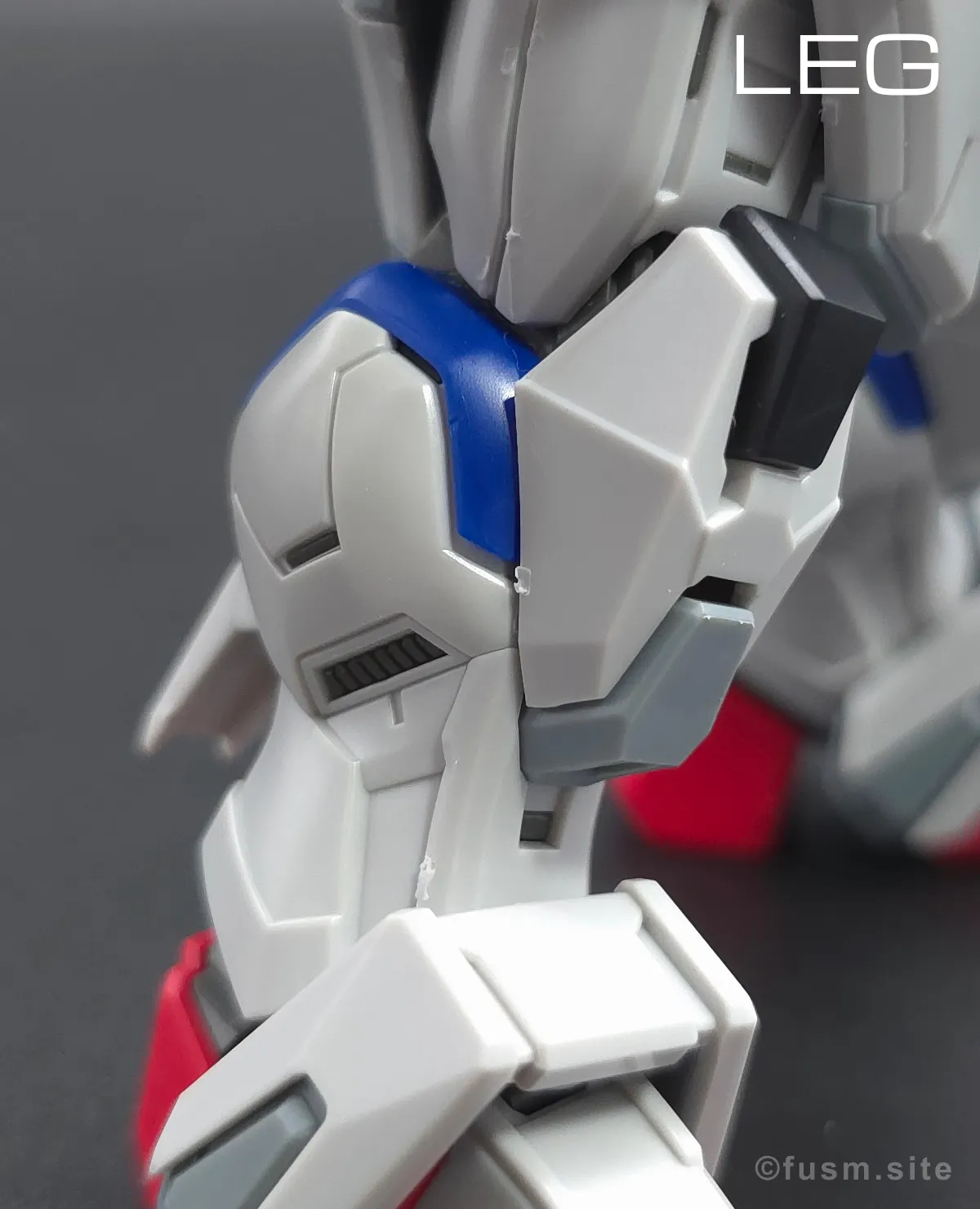 MGSD デスティニーガンダム レビュー 脚部ディテール 01