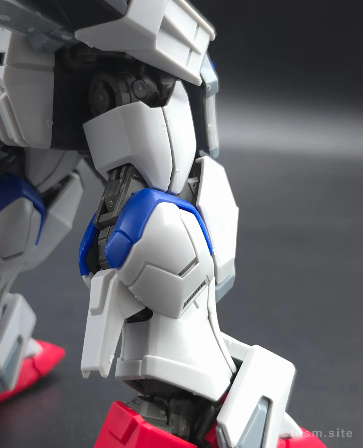 MGSD デスティニーガンダム レビュー 脚部ディテール 02