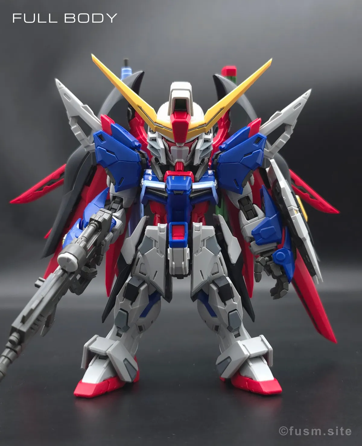 MGSD デスティニーガンダム レビュー 多角的に見た全体の外観・素組み 01