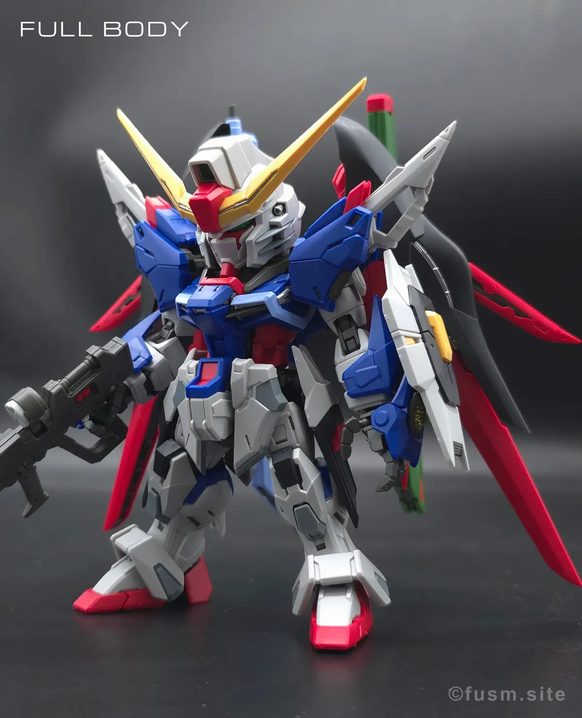 MGSD デスティニーガンダム レビュー 多角的に見た全体の外観・素組み 02