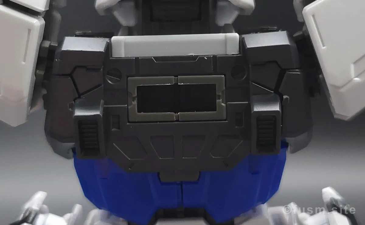 MGSD フリーダムガンダム レビュー 胴体ディテール 1