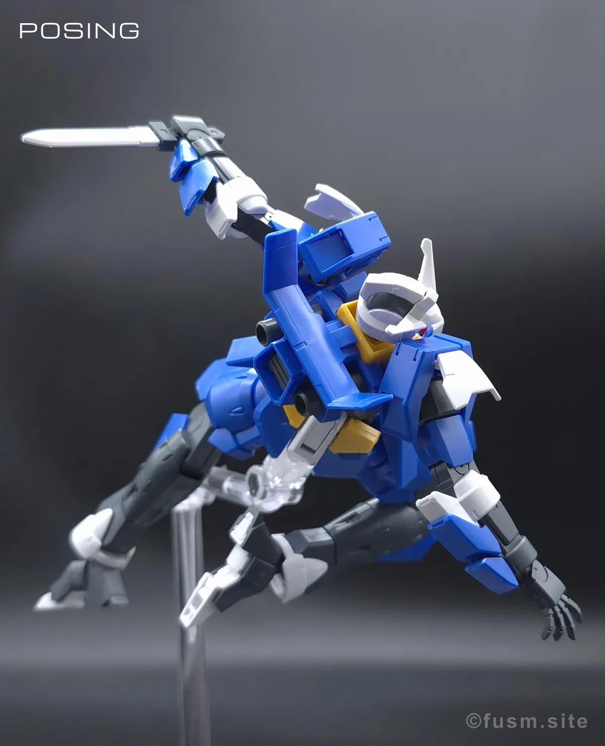HG ガンダムAGE-1 スパロー レビュー ポージング 03
