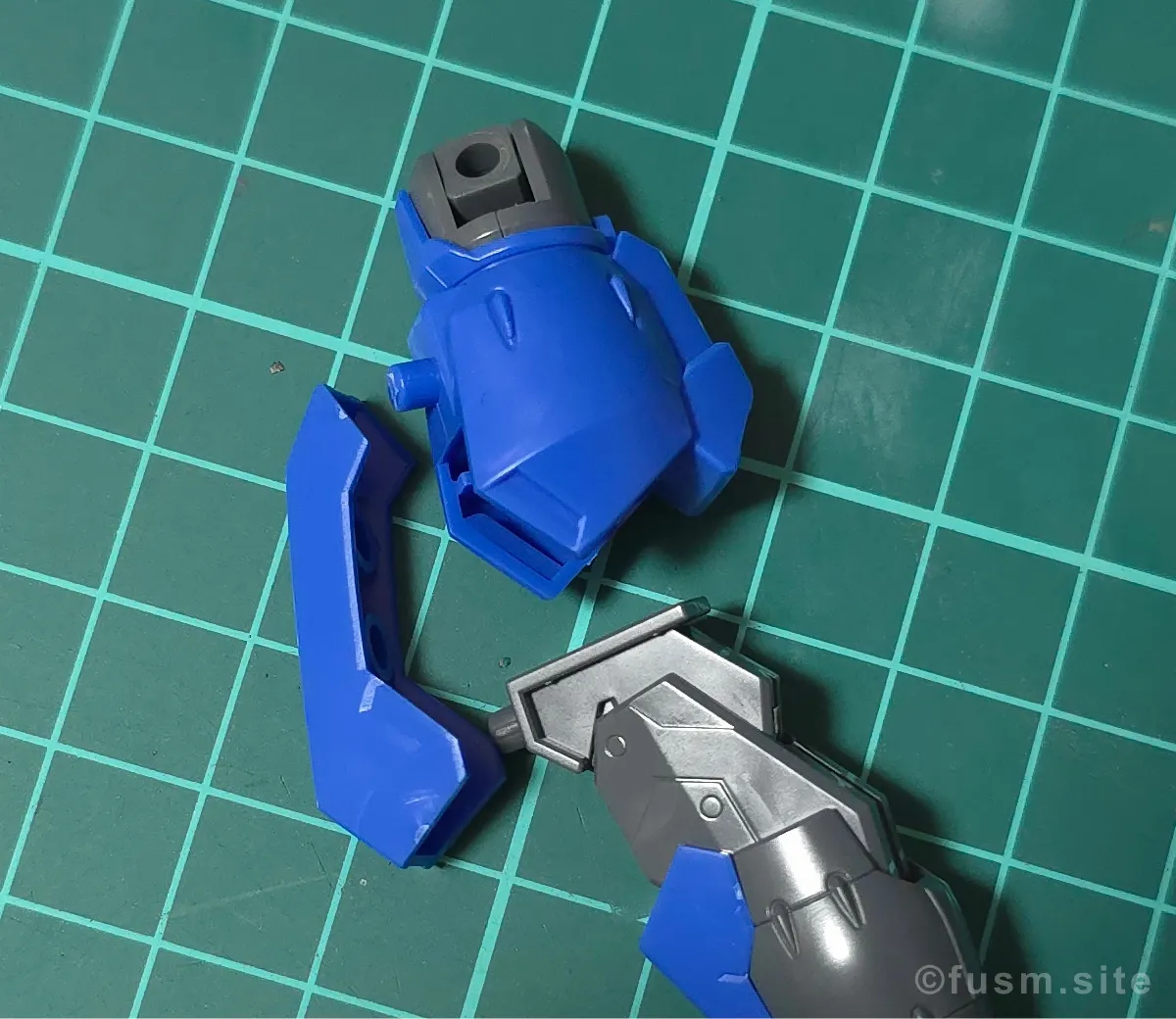 HG ガンダムAGE-1 スパロー レビュー 05