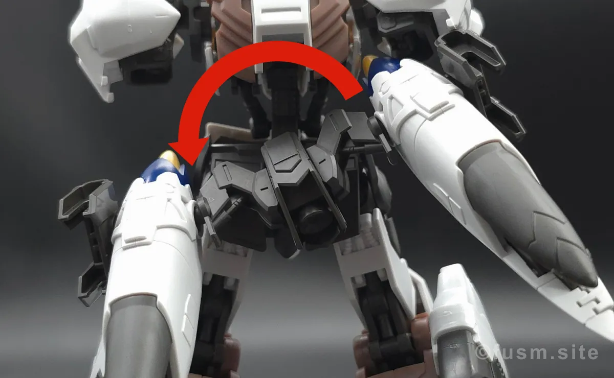 HG ガンダムバルバトスアダプト レビュー 胴体ディテール 可動域 03