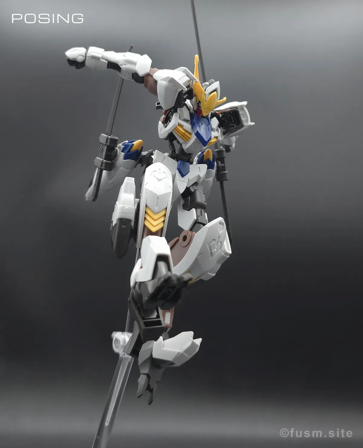 HG ガンダムバルバトスアダプト レビュー ポージング 01