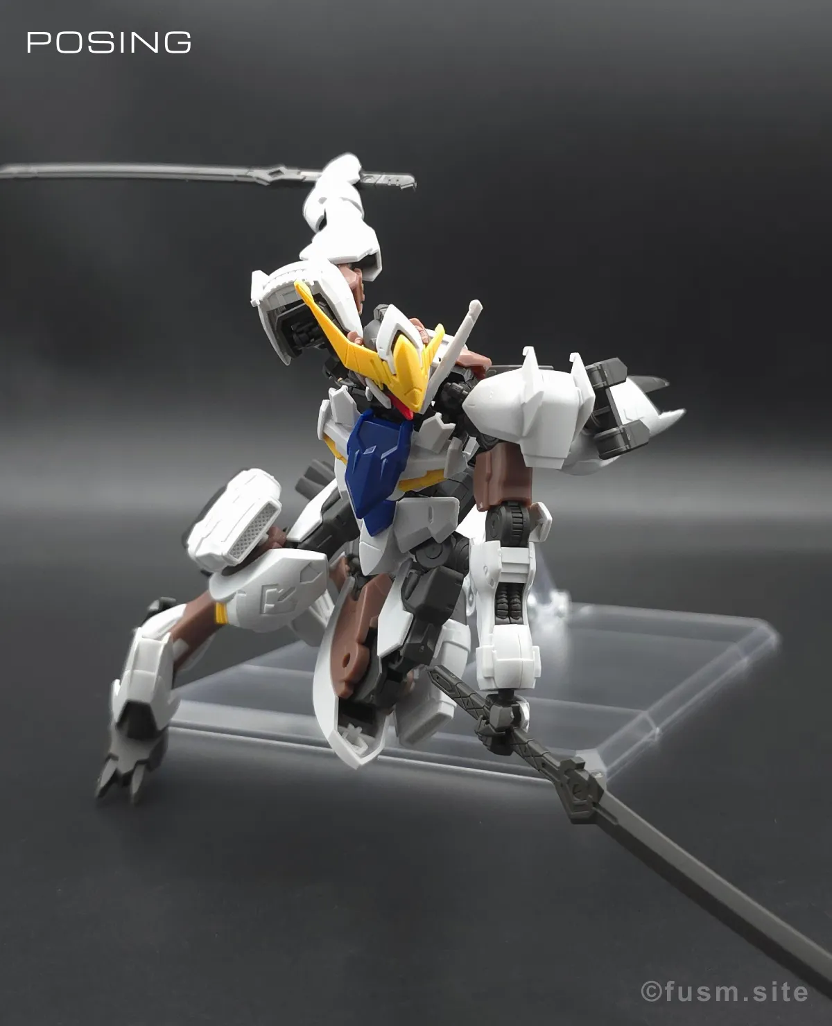 HG ガンダムバルバトスアダプト レビュー ポージング 17