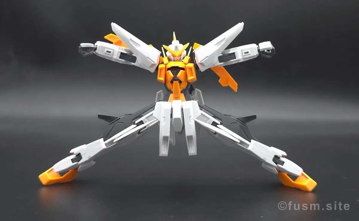 HG ガンダムキュリオス レビュー 脚部ディテール 可動域 03