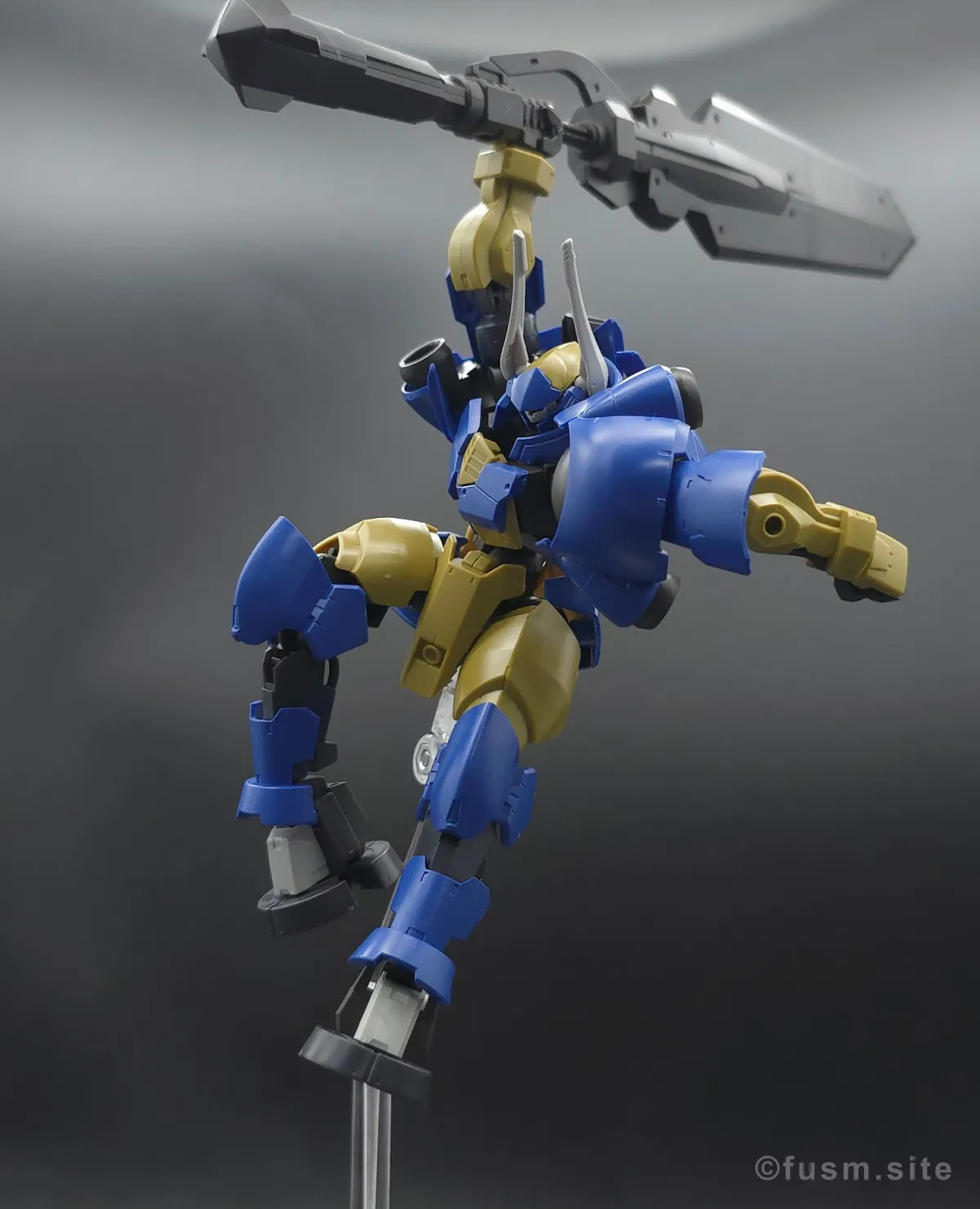 HG ヘルムヴィーゲ・リンカー レビュー ポージング 06