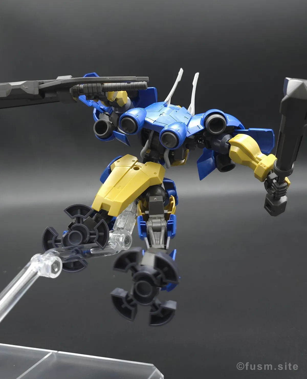HG ヘルムヴィーゲ・リンカー レビュー ポージング 11