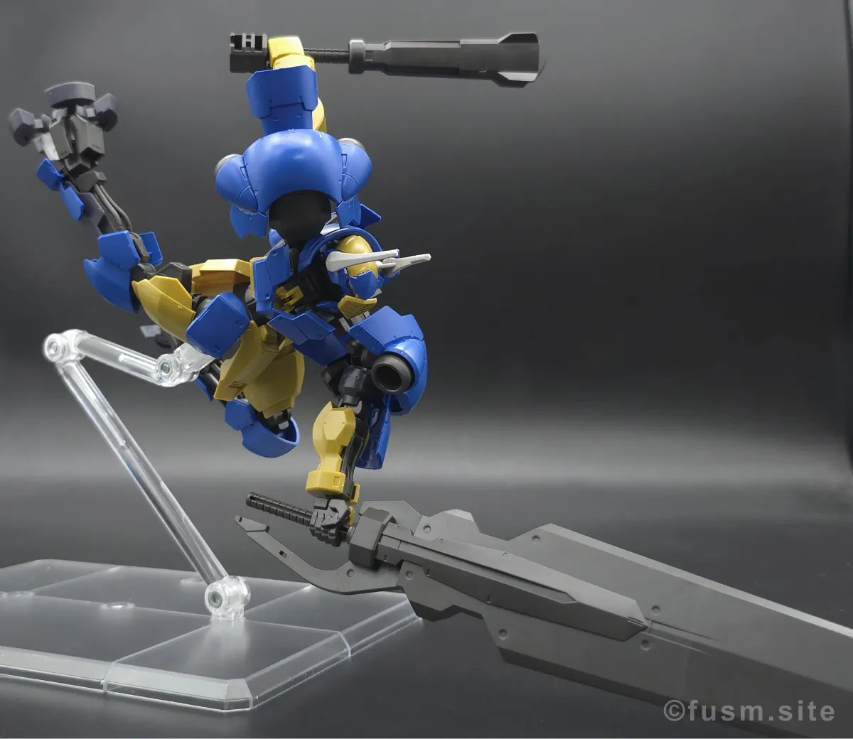 HG ヘルムヴィーゲ・リンカー レビュー ポージング 15