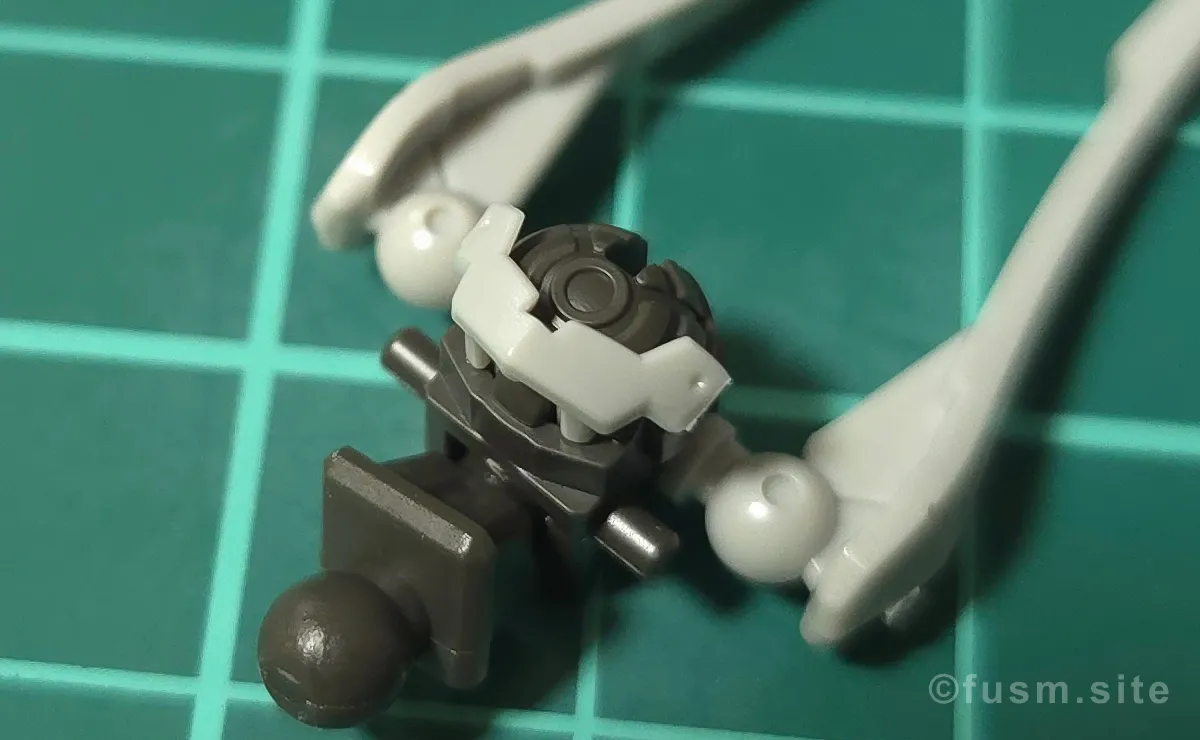 HG ヘルムヴィーゲ・リンカー レビュー パーツ・構造・組み立て 02