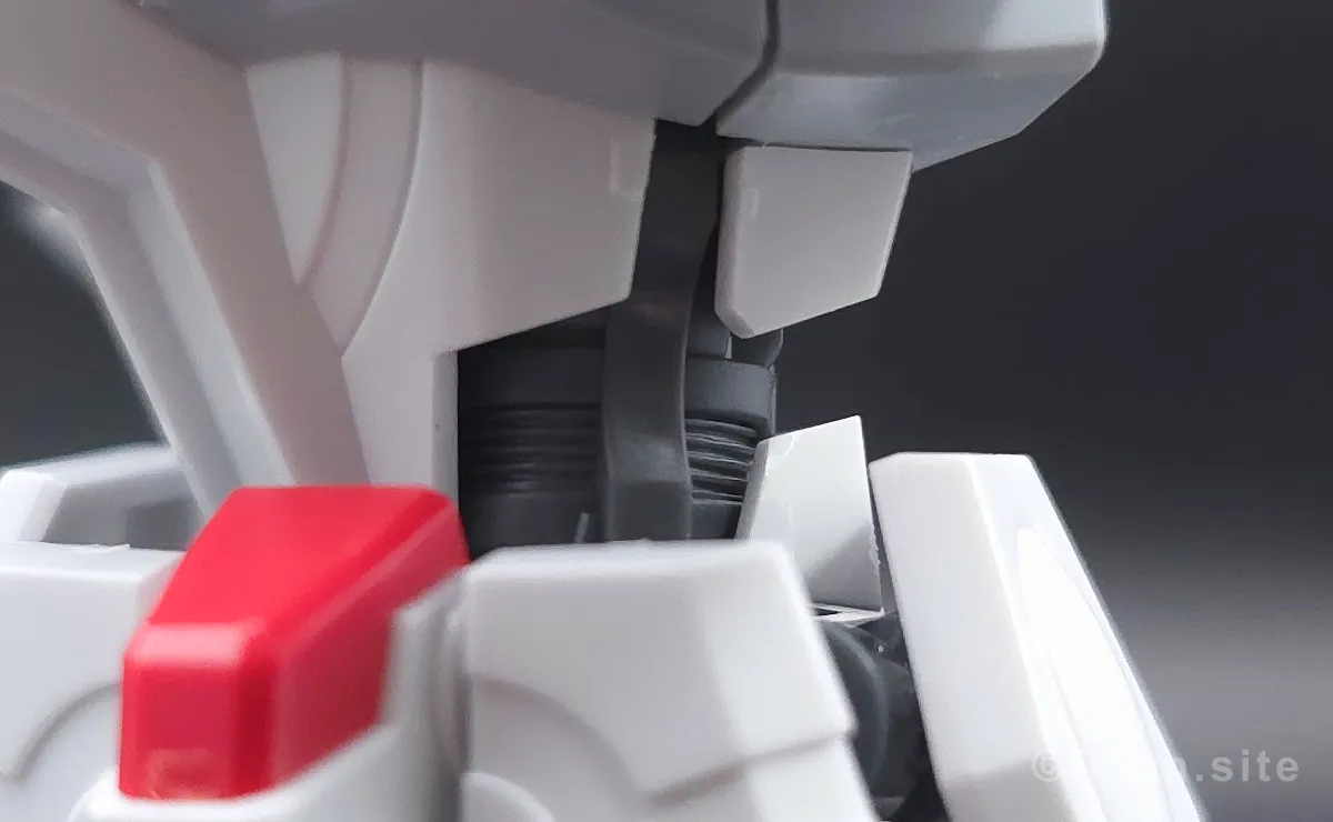 HG スターゲイザーガンダム レビュー 胴体ディテール 04