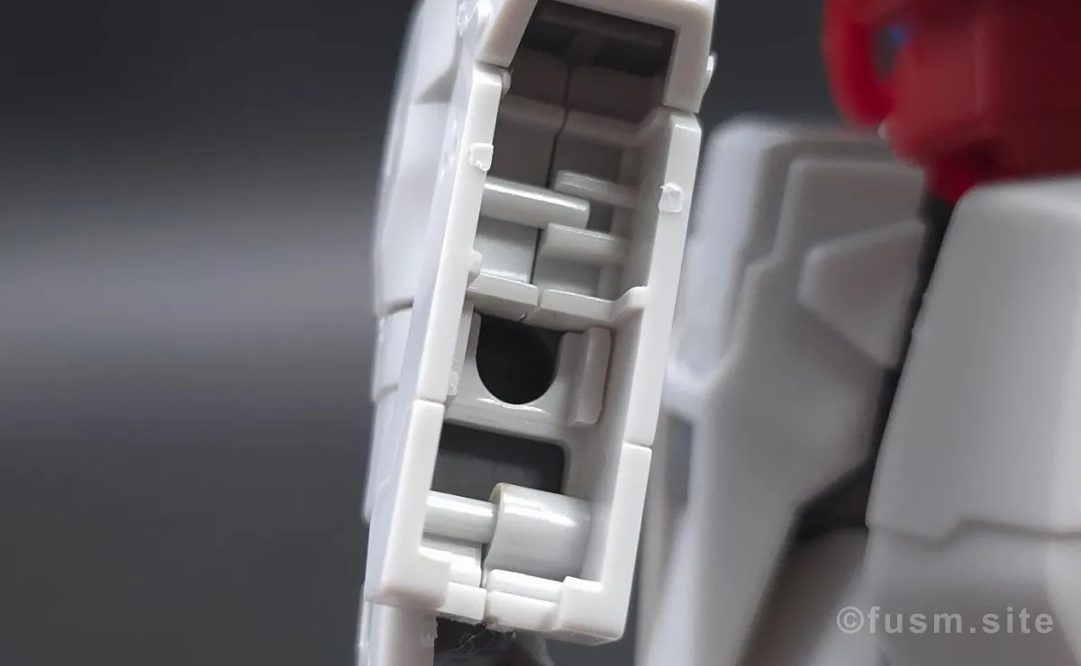 HGUC ムーンガンダム レビュー 腕部ディテール 02