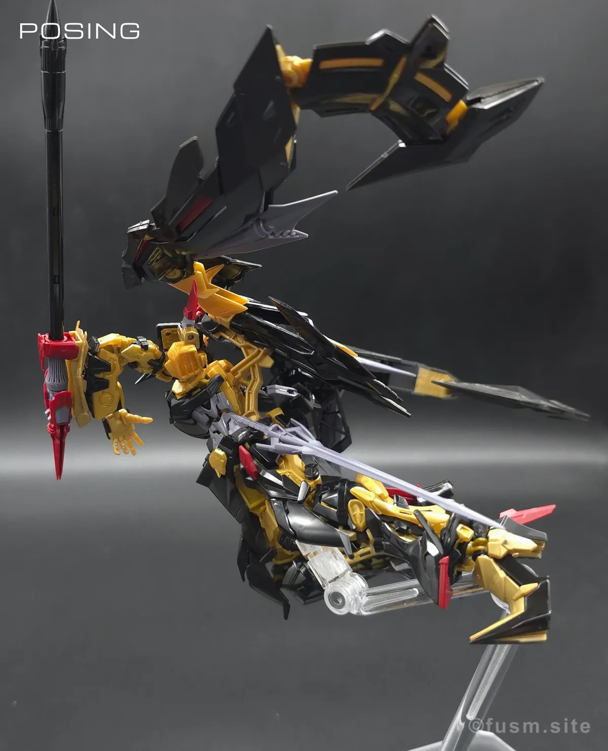 RG ガンダムアストレイ ゴールドフレーム天ミナ レビュー ポージング 08