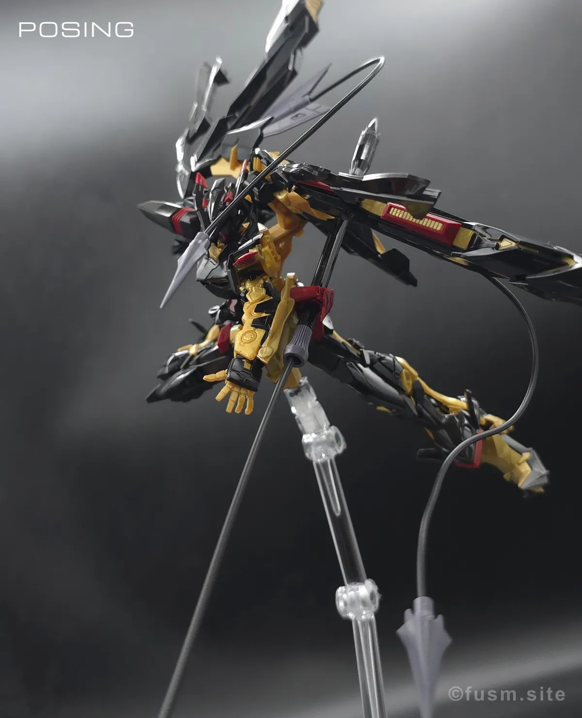 RG ガンダムアストレイ ゴールドフレーム天ミナ レビュー ポージング 20