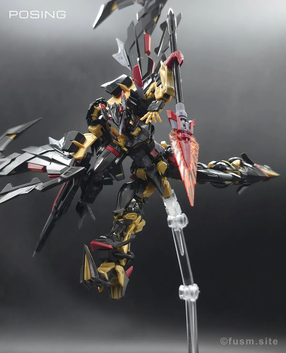 RG ガンダムアストレイ ゴールドフレーム天ミナ レビュー ポージング 21