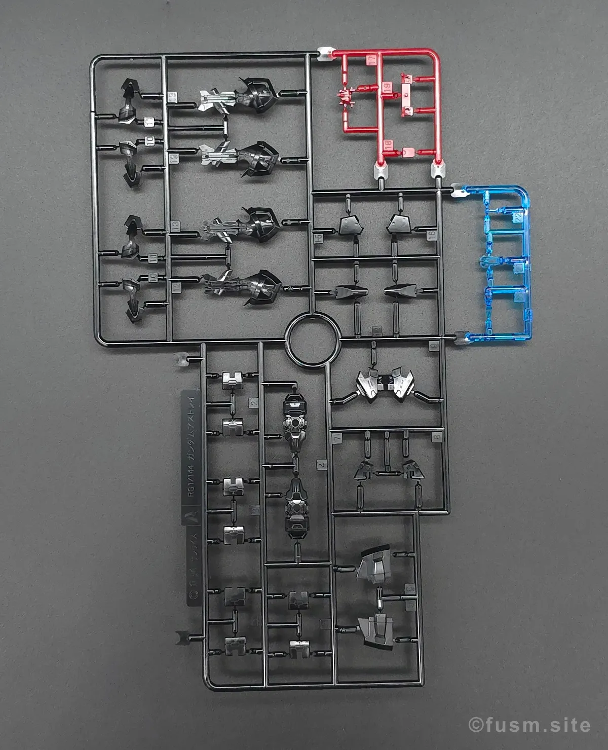 RG ガンダムアストレイ ゴールドフレーム天ミナ レビュー ランナー 01