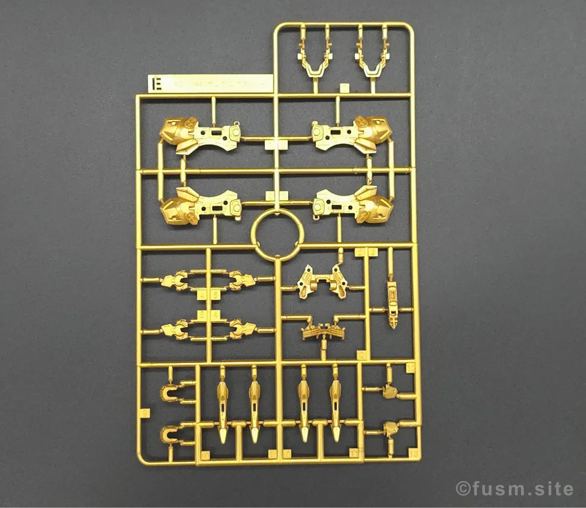 RG ガンダムアストレイ ゴールドフレーム天ミナ レビュー ランナー 04