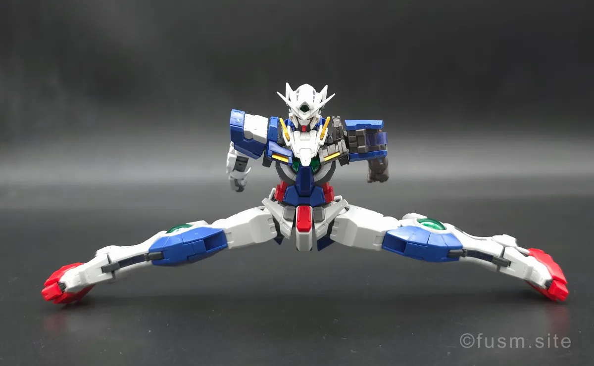 RG ガンダムエクシア リペアIV レビュー 胴体ディテール 可動域 03