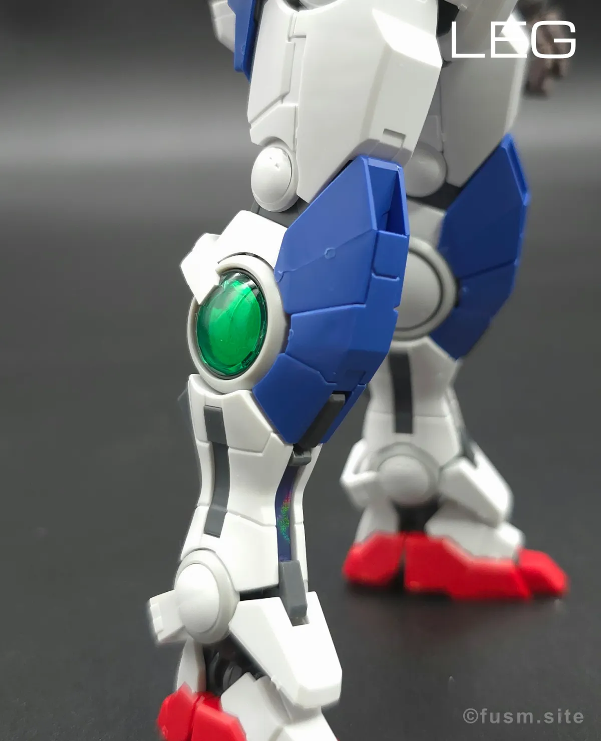 RG ガンダムエクシア リペアIV レビュー 脚部ディテール 01