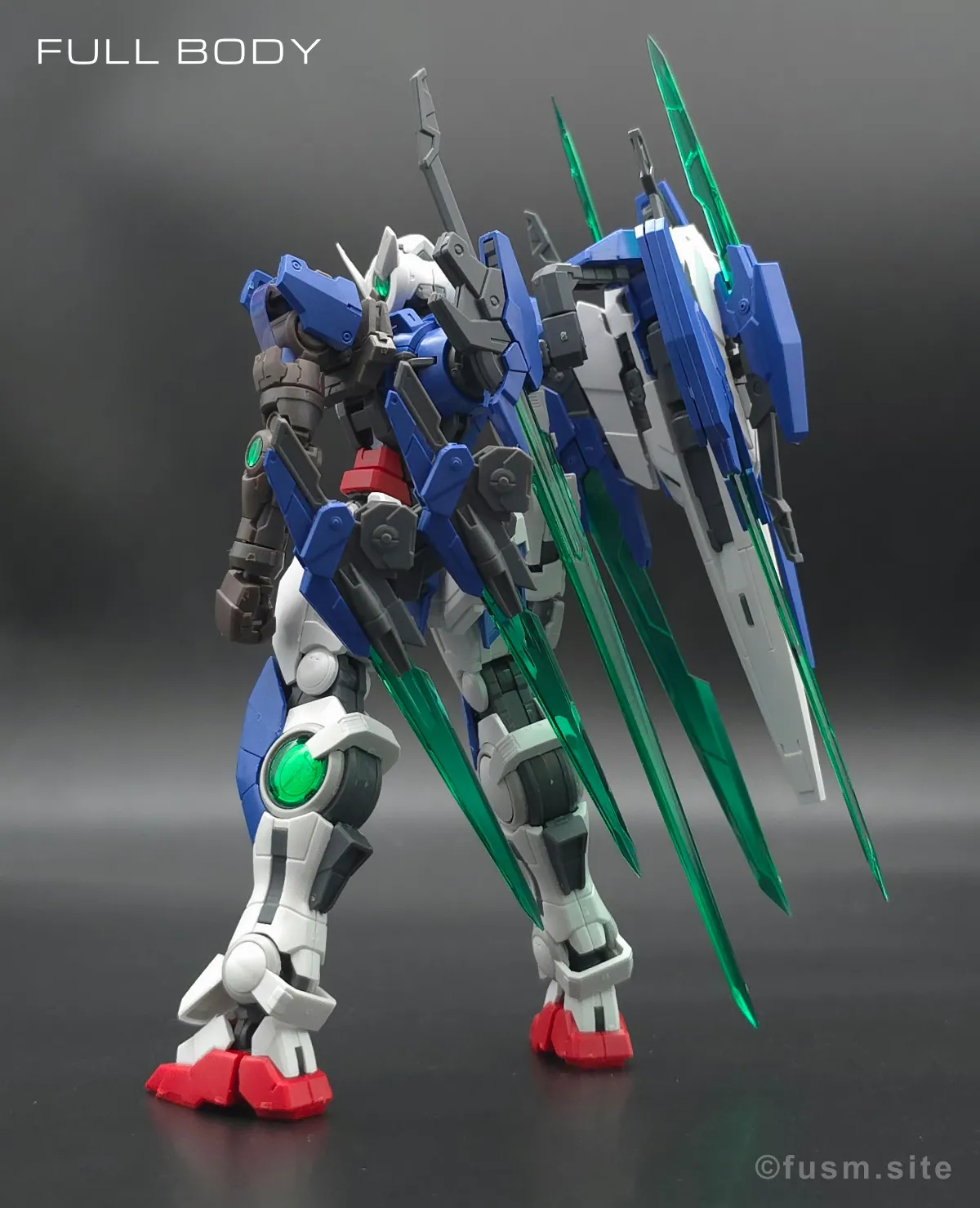 RG ガンダムエクシア リペアIV レビュー 多角的に見た全体の外観・素組み 03