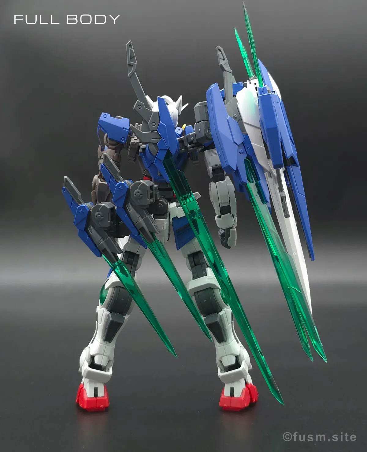 RG ガンダムエクシア リペアIV レビュー 多角的に見た全体の外観・素組み 04