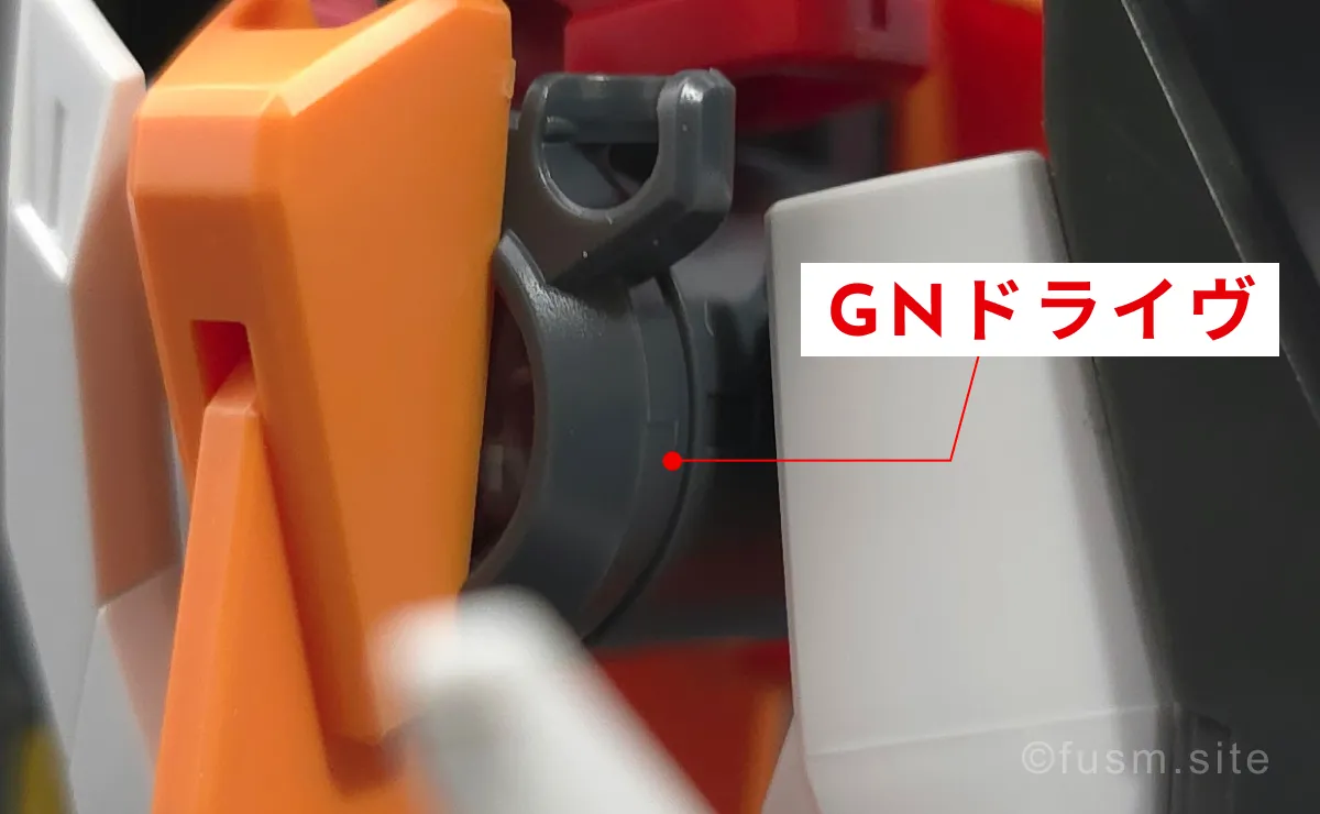 HG アリオスガンダム GNHW/M レビュー【簡単改造有】 胴体ディテール 03