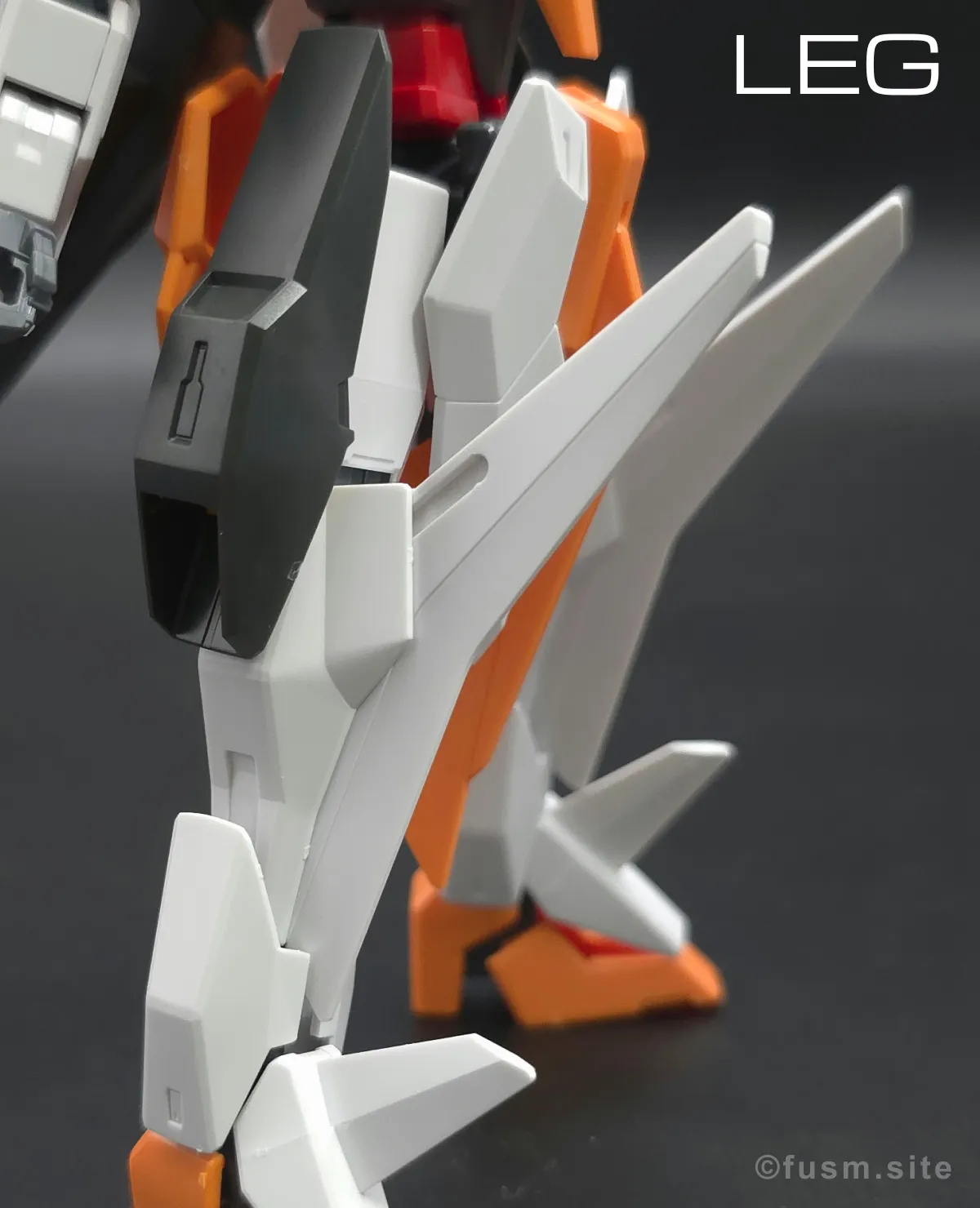 HG アリオスガンダム GNHW/M レビュー【簡単改造有】 脚部ディテール 01