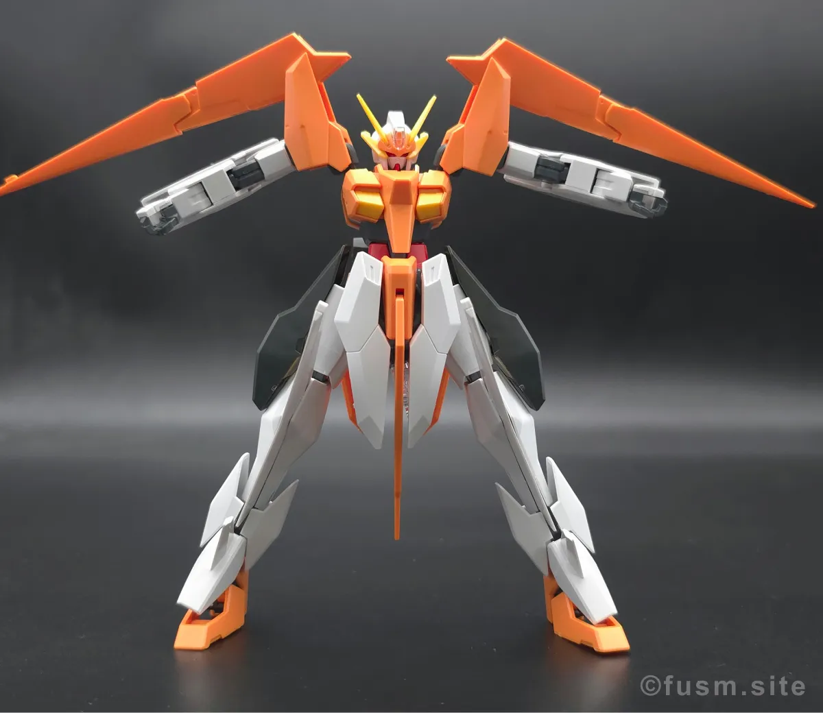 HG アリオスガンダム GNHW/M レビュー【簡単改造有】 脚部ディテール 可動域 03